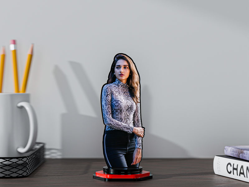 Women Miniature Photo Stand Design