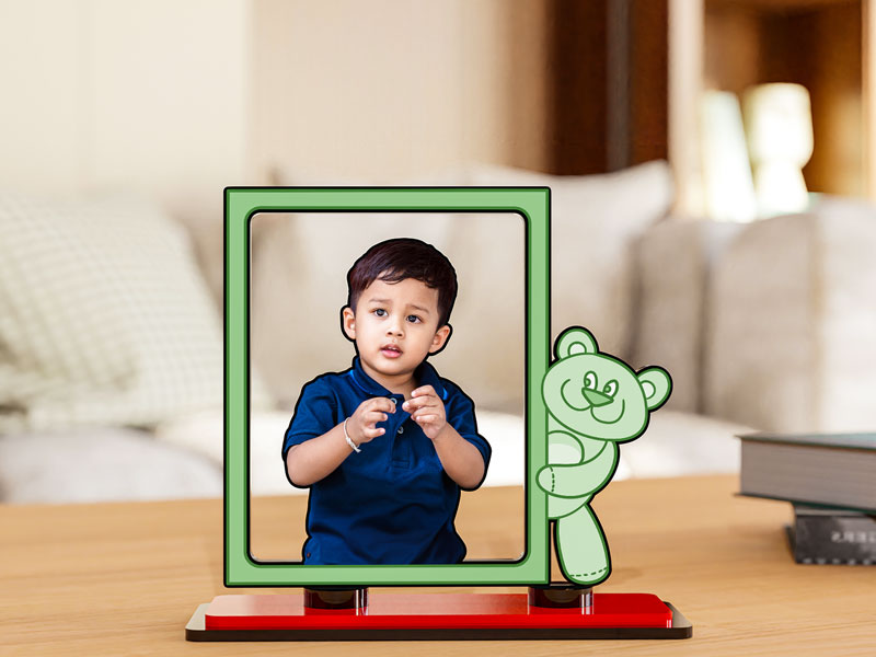 Cute Teddy Bear Styled Miniature Photo Stand Design