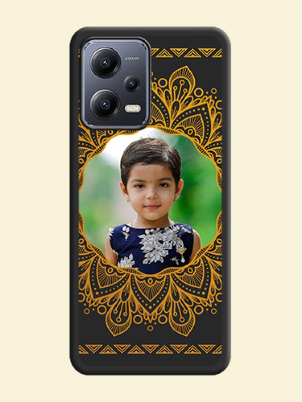 Round Image with Floral Design on Photo on Space Black Soft Matte Mobile Cover - Xiaomi Redmi Note 12 Pro 5G