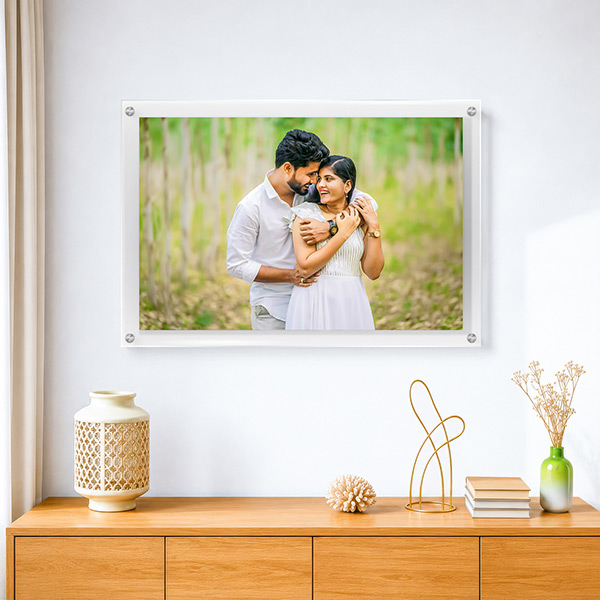 Floating Acrylic Photo Frame